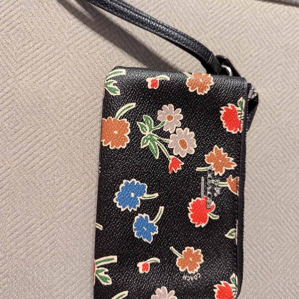 Coach Black Floral Wristlet - Picture 2 of 15